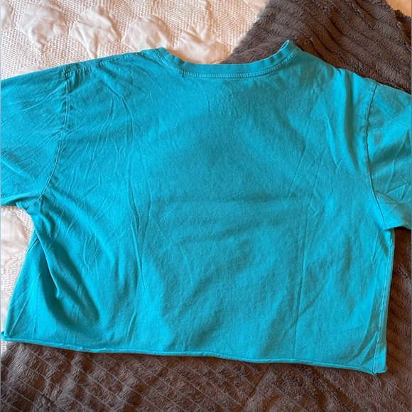 Cropped Blue Adidas Originals World Domination Originals Graphic T-Shirt - Picture 6 of 6